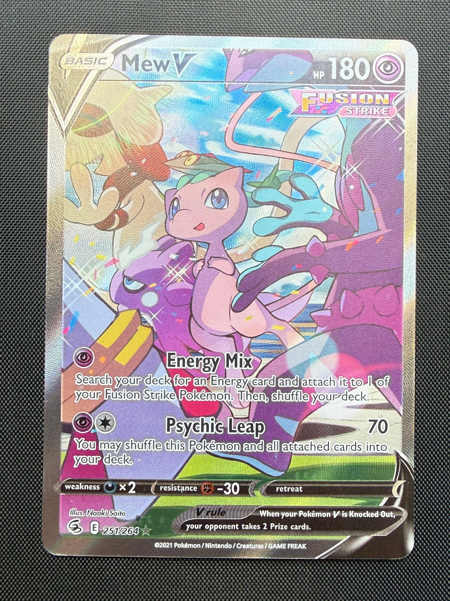 Mew v (250/264) - Fusion Strike - NM